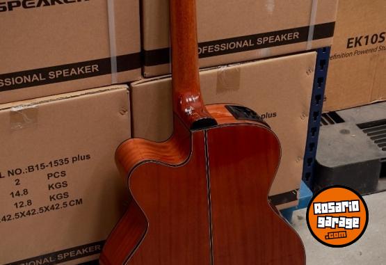 Instrumentos Musicales - BAJO ACUSTICO TAKAMINE [ GB30ce] - En Venta