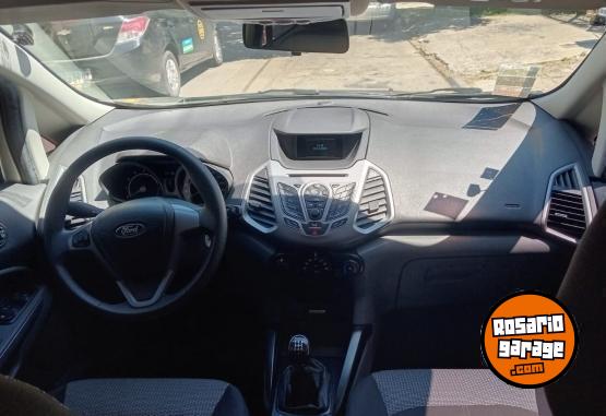 Camionetas - Ford Ecosport SE 1.6 2015 Nafta 41000Km - En Venta