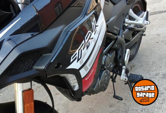 Motos - Benelli Trk 251 2021 Nafta 2100Km - En Venta