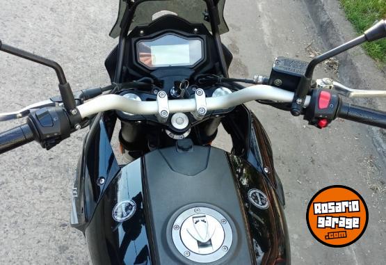 Motos - Benelli Trk 251 2021 Nafta 2100Km - En Venta