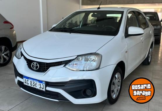 Autos - Toyota Etios 1.5 XS 4P 6MT 2018 Nafta 130000Km - En Venta