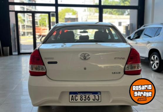 Autos - Toyota Etios 1.5 XS 4P 6MT 2018 Nafta 130000Km - En Venta