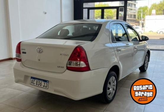 Autos - Toyota Etios 1.5 XS 4P 6MT 2018 Nafta 130000Km - En Venta