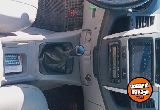 Camionetas - Toyota Hilux 3.0 SRV Pack 4x2 2010 Diesel 190000Km - En Venta