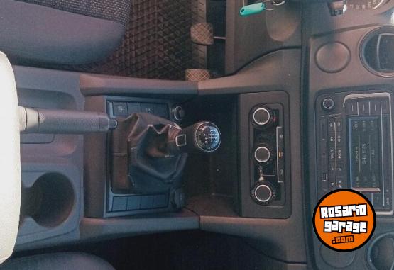 Camionetas - Volkswagen Amarok 2.0TDI 180hp 2016 Diesel 180000Km - En Venta