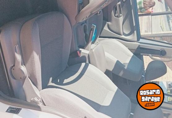 Camionetas - Volkswagen Amarok 2.0TDI 180hp 2016 Diesel 180000Km - En Venta