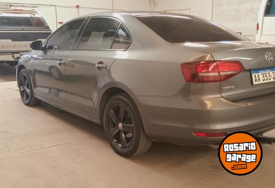 Autos - Volkswagen Vento Advance Plus 2016 GNC 110000Km - En Venta
