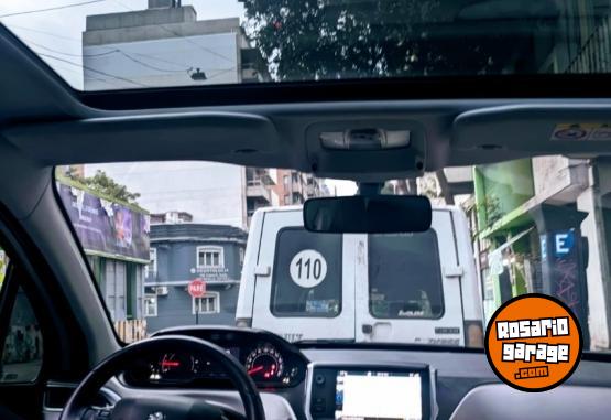 Autos - Peugeot 208 ALLURE 2017 Nafta 92000Km - En Venta