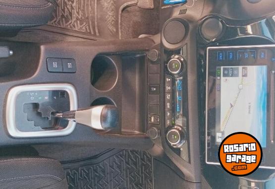 Camionetas - Toyota Hilux 2.8TDI SRV AUT 4x2 2018 Diesel 130000Km - En Venta