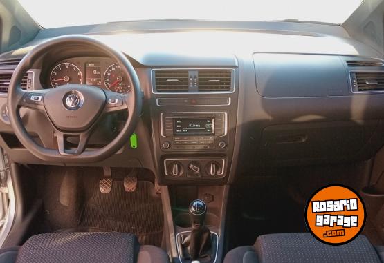 Autos - Volkswagen Suran 1.6L Track 2017 Nafta 90000Km - En Venta