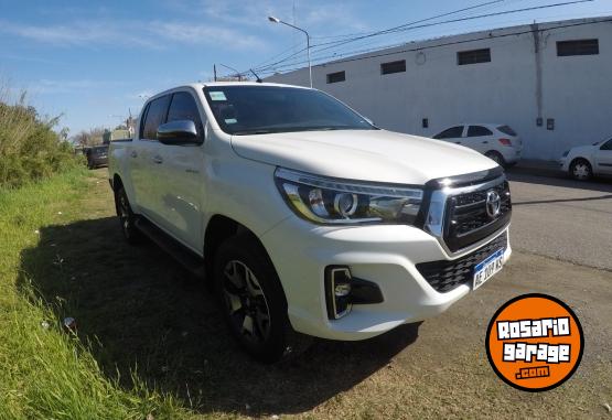 Camionetas - Toyota Hilux 2.8TDI SRX AUT 4x2 2020 Diesel 50000Km - En Venta