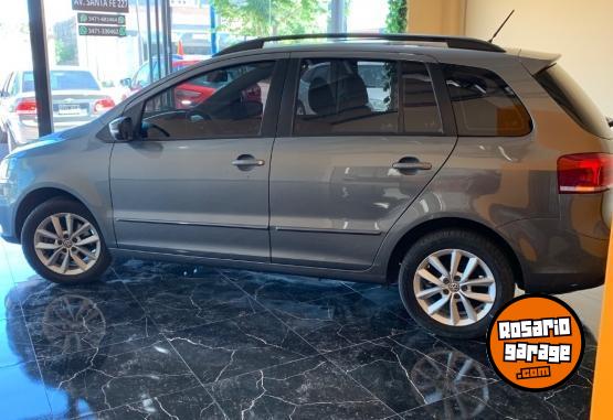 Autos - Volkswagen Suran msi 2015 Nafta 162000Km - En Venta