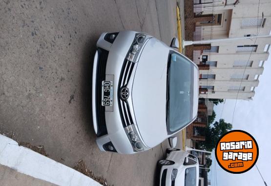 Autos - Toyota XEI 2014 Nafta 150000Km - En Venta