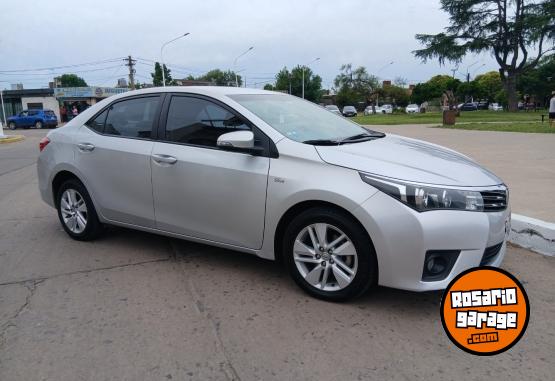 Autos - Toyota XEI 2014 Nafta 150000Km - En Venta