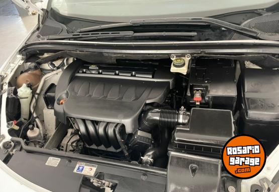 Autos - Peugeot XS PREMIUM 2011 Nafta 217000Km - En Venta