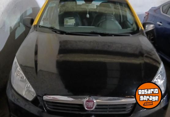 Autos - Fiat Gran siena 2016 GNC 170000Km - En Venta