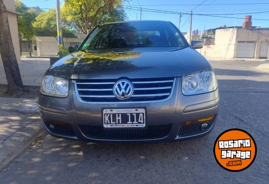 Autos - Volkswagen Bora Trenline 2011 Nafta 103000Km - En Venta