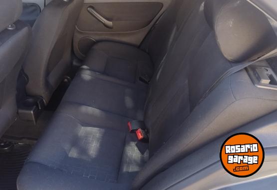 Autos - Volkswagen Bora Trenline 2011 Nafta 103000Km - En Venta