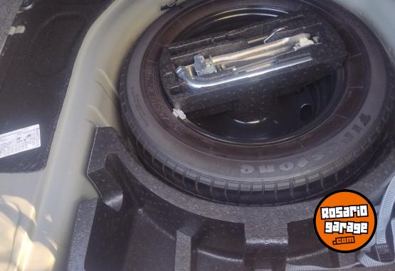 Autos - Volkswagen Bora Trenline 2011 Nafta 103000Km - En Venta