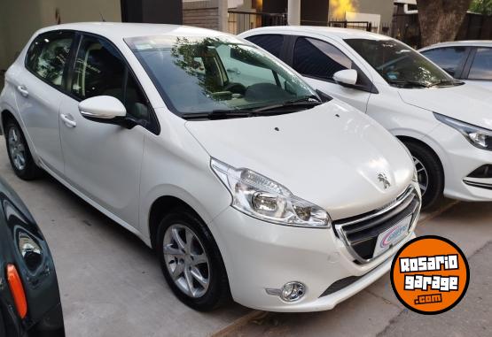 Autos - Peugeot 208 2016 Nafta 147560Km - En Venta