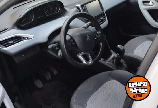 Autos - Peugeot 208 2016 Nafta 147560Km - En Venta