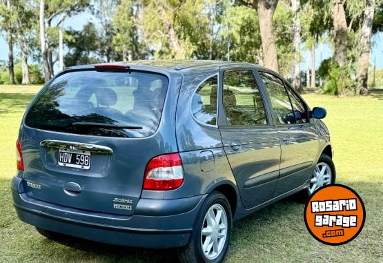 Autos - Renault Megane Scenic 2008 Nafta 204000Km - En Venta