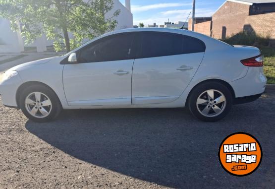 Autos - Renault FLUENCE CONFORT PLUS 1.6 2014 Nafta 143000Km - En Venta
