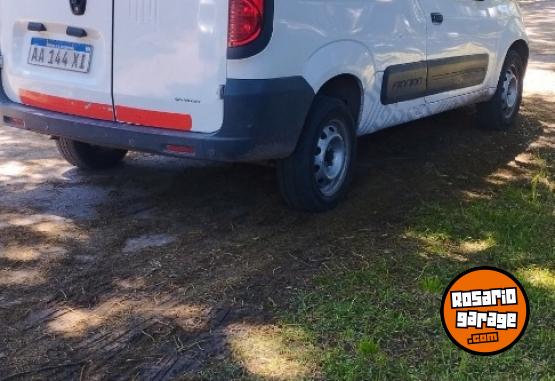 Utilitarios - Fiat Furgon 2016 Nafta 260000Km - En Venta