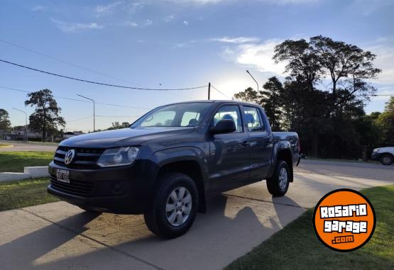 Camionetas - Volkswagen Amarok DC Starline 140CV 2014 Diesel 305600Km - En Venta