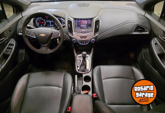 Autos - Chevrolet CRUZE MIDNIGHT 1.4L 4P AT 2022 Nafta 31000Km - En Venta