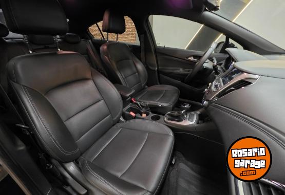 Autos - Chevrolet CRUZE MIDNIGHT 1.4L 4P AT 2022 Nafta 31000Km - En Venta