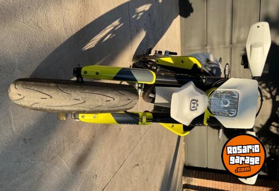 Motos - Husqvarna 701 sm 2020 Nafta 3000Km - En Venta