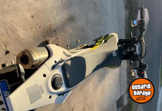 Motos - Husqvarna 701 sm 2020 Nafta 3000Km - En Venta