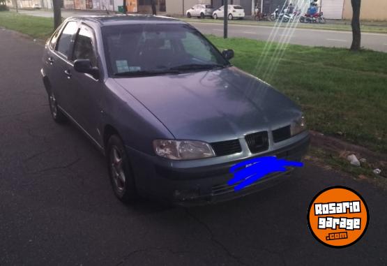 Autos - Seat Córdoba 2001 Diesel 224000Km - En Venta