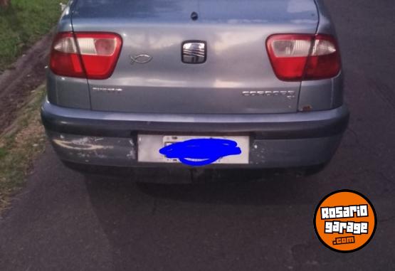 Autos - Seat Córdoba 2001 Diesel 224000Km - En Venta
