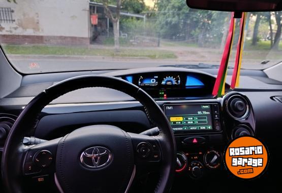 Autos - Toyota Etios 2018 Nafta 110000Km - En Venta