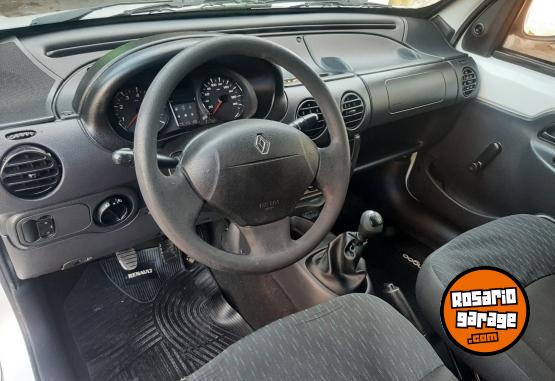 Utilitarios - Renault Kangoo 2014 GNC 265000Km - En Venta