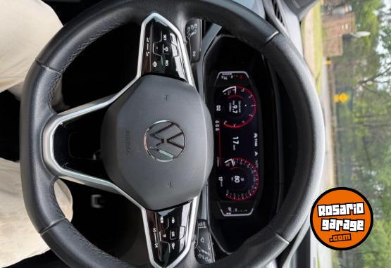 Autos - Volkswagen Taos Highline 2023 Nafta 28000Km - En Venta