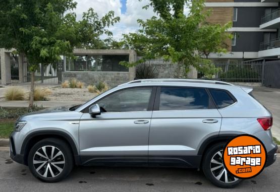 Autos - Volkswagen Taos Highline 2023 Nafta 28000Km - En Venta