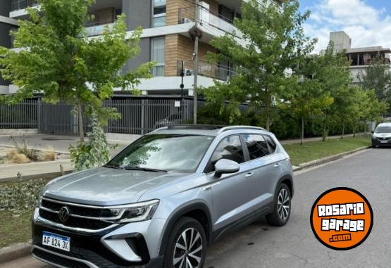 Autos - Volkswagen Taos Highline 2023 Nafta 28000Km - En Venta
