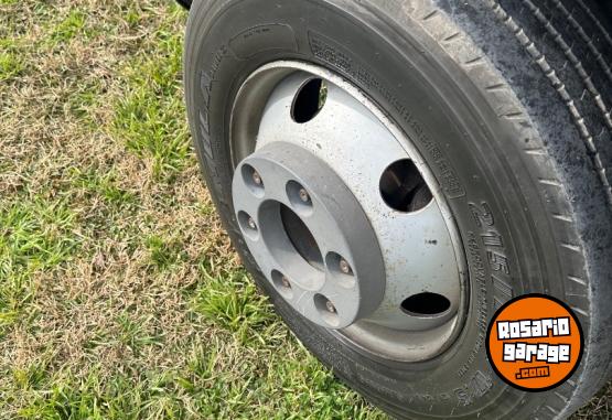 Camiones y Gr�as - Vendo cami�n Iveco - En Venta