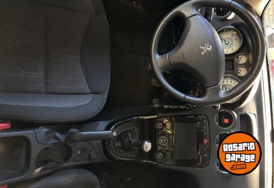 Autos - Peugeot 308 2018 Nafta 61000Km - En Venta