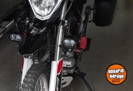 Motos - Motomel 250 pro 2020 Nafta 4000Km - En Venta