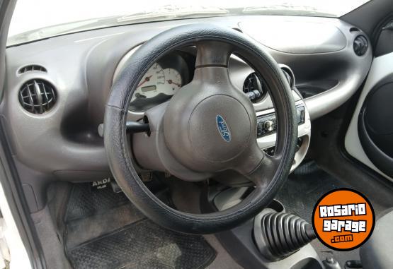Autos - Ford Ka Tatoo 1.6 A/A 2005 Nafta 220000Km - En Venta