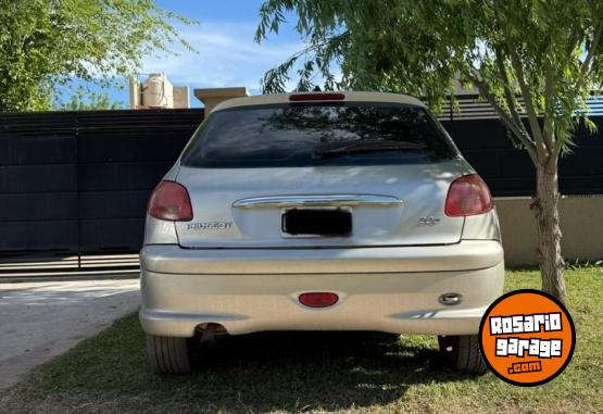 Autos - Peugeot 206 2007 Nafta 133000Km - En Venta
