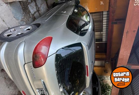 Autos - Peugeot 206 2007 Nafta 133000Km - En Venta