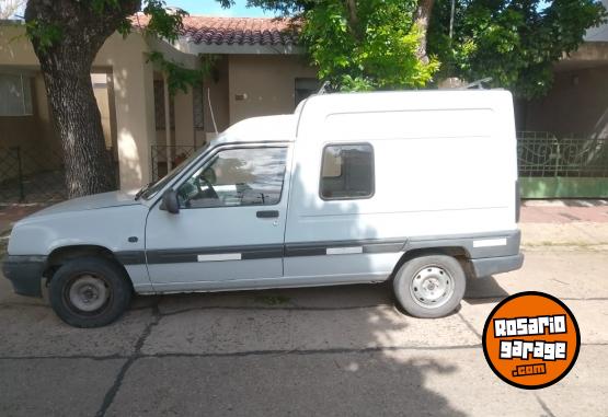 Utilitarios - Renault Express 1998 Diesel 111Km - En Venta