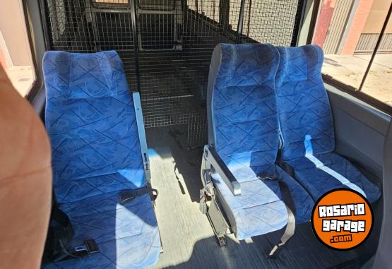 Utilitarios - Mercedes Benz Sprinter 413 CDI 2011 Diesel 520000Km - En Venta