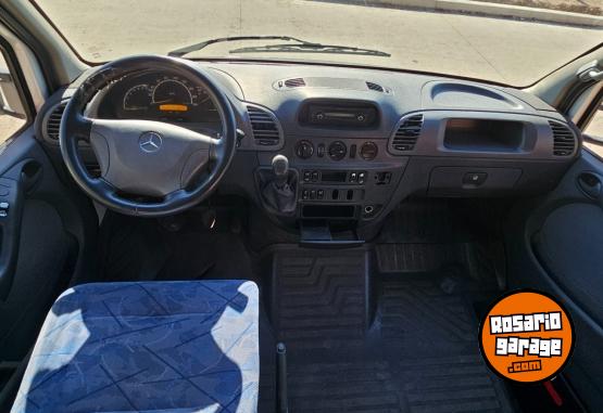 Utilitarios - Mercedes Benz Sprinter 413 CDI 2011 Diesel 520000Km - En Venta