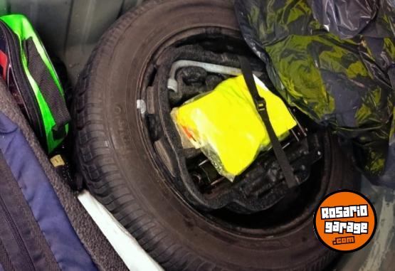 Autos - Volkswagen Suran 2010 Nafta 175000Km - En Venta